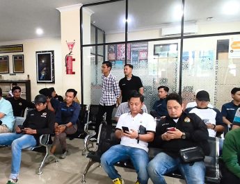 Puluhan Wartawan di Lampung Gruduk Polresta, Laporkan Dugaan Ancaman Oknum Pejabat