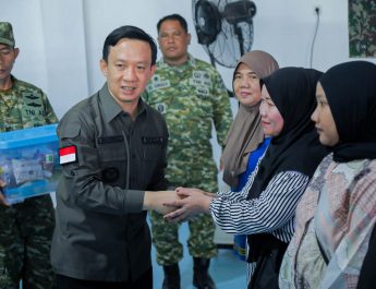 Sekdaprov Marindo Kurniawan Ikuti Prosesi Peresmian Operasionalisasi 1.061 Kopdes Merah Putih oleh Presiden Prabowo Subianto