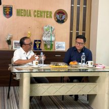 Ketua DPRD Ahmad Giri Akbar Tegaskan Pernyataan Presiden Prabowo Terkait Potongan Vedeo Warga Desa Tidak Pakai Dolar