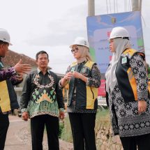 Wagub Jihan Nurlela Groundbreaking Tiga Ruas Jalan di Pringsewu, Targetkan Kondisi Jalan Mantap 100 Persen di Akhir 2029