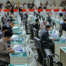 Gubernur Lampung Rahmat Mirzani Djausal Apresiasi Pansus DPRD atas Pendalaman Substansi LKPJ 2025 dalam Rapat Paripurna DPRD Lampung