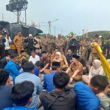 Aksi Demo Mahasiswa PMII, Akhirnya Ditemui Wagub, Sekdaprov dan DPRD