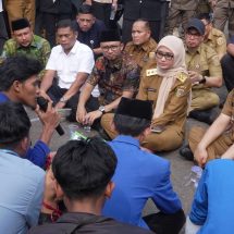 Wagub Jihan – Sekdaprov Temui Massa Aksi Mahasiswa, Pemprov Lampung Kawal Aspirasi ke Pemerintah Pusat
