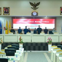 Ketua DPRD Ahmad Giri Akbar Pimpin Rapat Paripurna Raperda Pertanggungjawaban APBD 2025, Tahap Pandangan Umum Fraksi Fraksi 