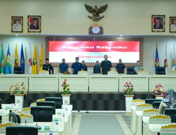 Ketua DPRD Ahmad Giri Akbar Pimpin Rapat Paripurna Raperda Pertanggungjawaban APBD 2025, Tahap Pandangan Umum Fraksi Fraksi 