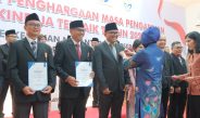 Rayakan HUT Ke-81 RI, PTPN I Reg 7 Beri Penghargaan Karyawan