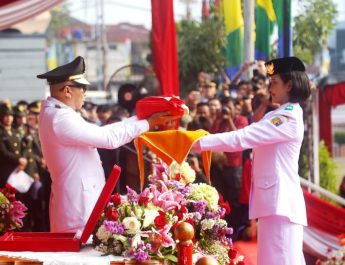 Gubernur Mirza Pimpin Upacara HUT ke-81 RI Tingkat Provinsi Lampung