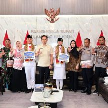 Bupati Egi Hadiahi Umrah Dua Paskibraka Nasional Asal Lampung Selatan
