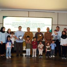 Kajari Lampung Selatan Serahkan Penetapan Perwalian, Dinas Sosial Kawal Hak Delapan Anak Yayasan Bussaina Lampung