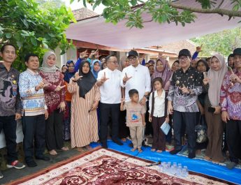 Gubernur Mirza Tinjau Jalan Way Rarem, Bedah Rumah dan Penguatan Keluarga Penerima Manfaat di Lampung Utara