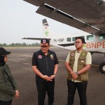 Turunkan Satgas Darat – Udara, Pemprov Lampung Gencar Padamkan Karhutla di Way Kambas dan Sekitarnya