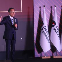 PLN Raih Sector Champion dan Runner Up BUMN Layanan Terbaik Danantara Indonesia CX100 Award 2026